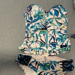 Tommy Bahama tankini bathing suit EUC. Size L